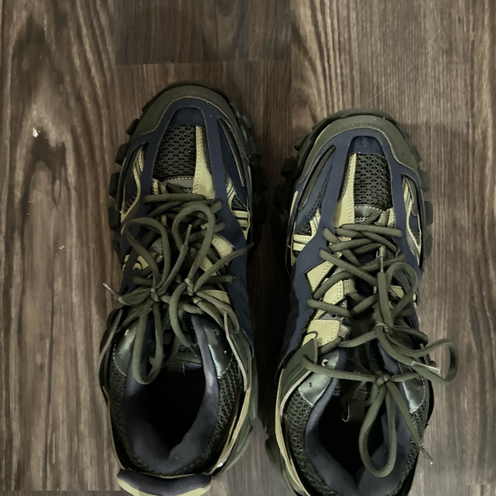 Track sneaker BALENCIAGA SIZE 43 - Picture 2 of 3